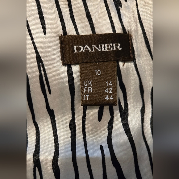 Danier dress, size 10 - Picture 3 of 3